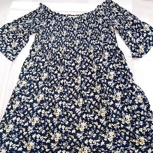 Women's juniors midi smocked flare dress size large navy Blue with flowers